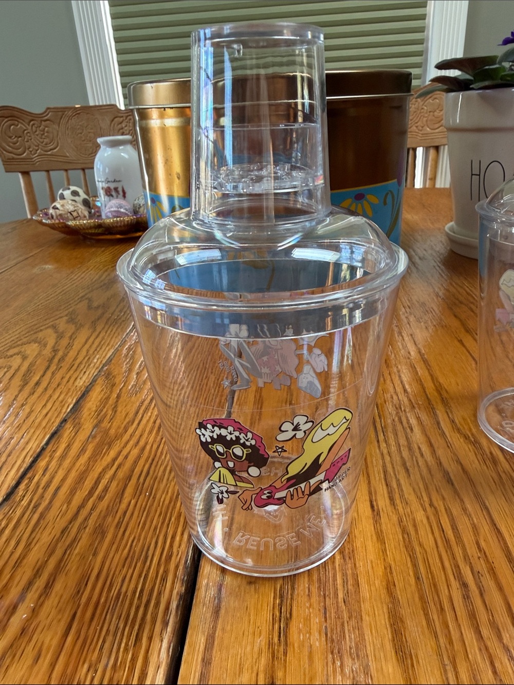 Upper-Hand Art by Brian Butler 3 piece cocktail shaker and lid.  Great condition